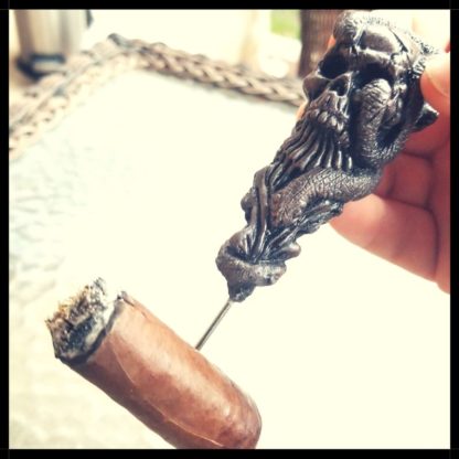 Skull Cigar Nubber With Cigar