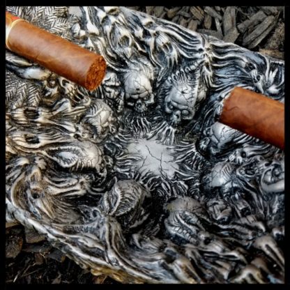 CHAOS Cigar Ashtray with Cigars
