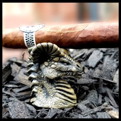 dragon cigar stand